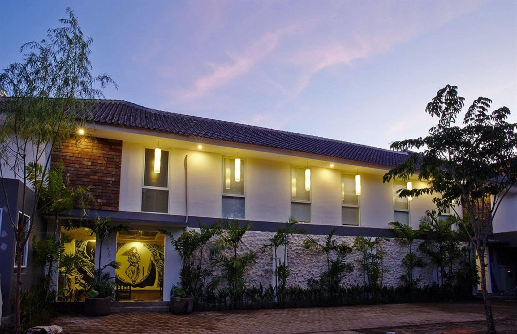 7 Bidadari Boutique Hotel Seminyak Exterior foto